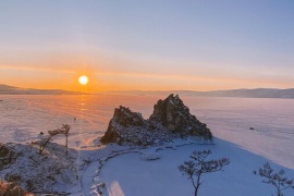 пеший поход на каменных залив